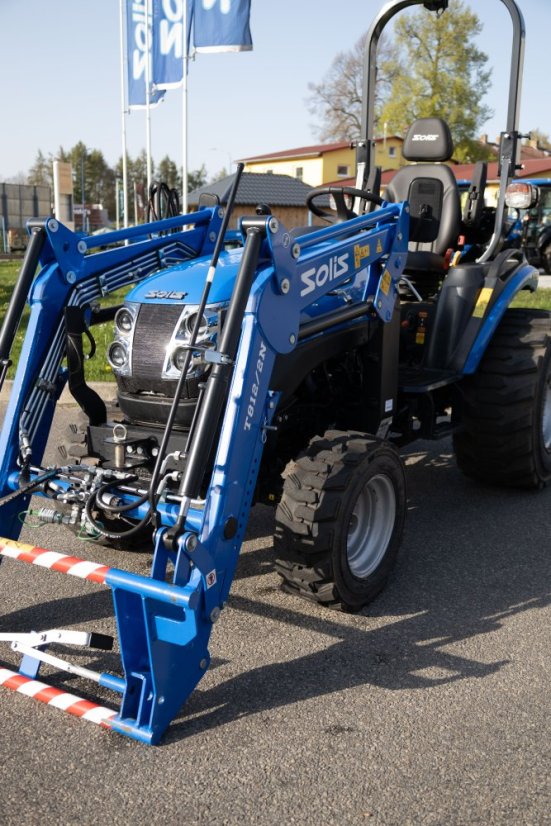 Čelní Nakladač SOLIS - T812/2n