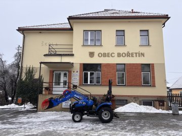 Solis 26 HST v Bořetíne: príbeh jedného modrého pomocníka